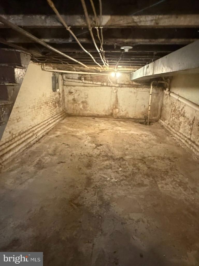 1827 North Milton Avenue Baltimore, MD 21213 - Photo 44 of 49 a view of a room with racks