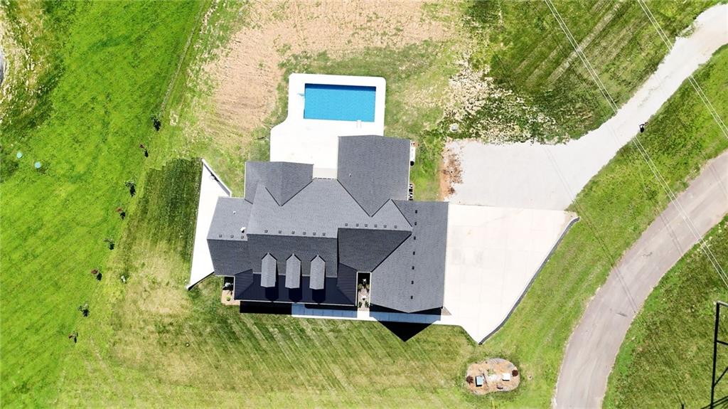 2 Woodview Road St. Joseph, MO 64507 - Photo 4 of 77