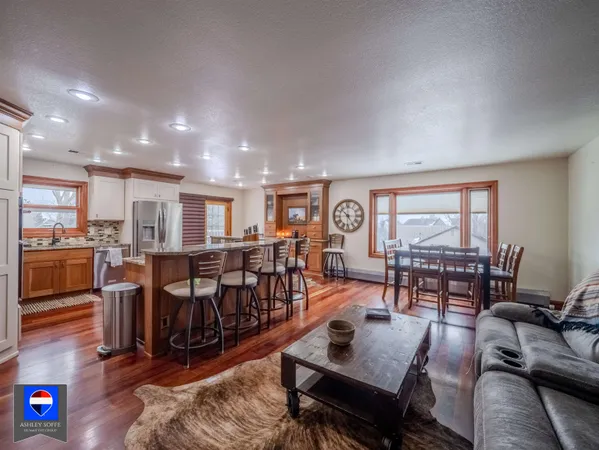 $399,900 | 815 West Fir Street, Glenrock, WY 82637