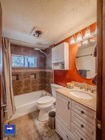 $405,000 | 815 West Fir Street, Glenrock, WY 82637