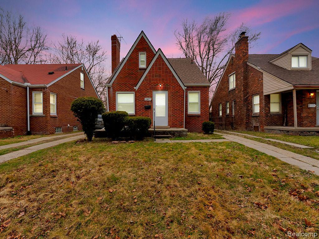 13877 Collingham Drive Detroit, MI 48205 - Photo 2 of 17