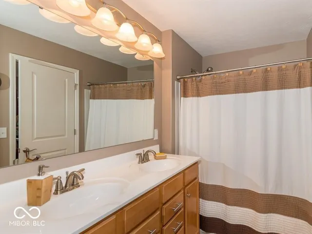 $334,900 | 8261 Dan Allen Drive, Fishers, IN 46038