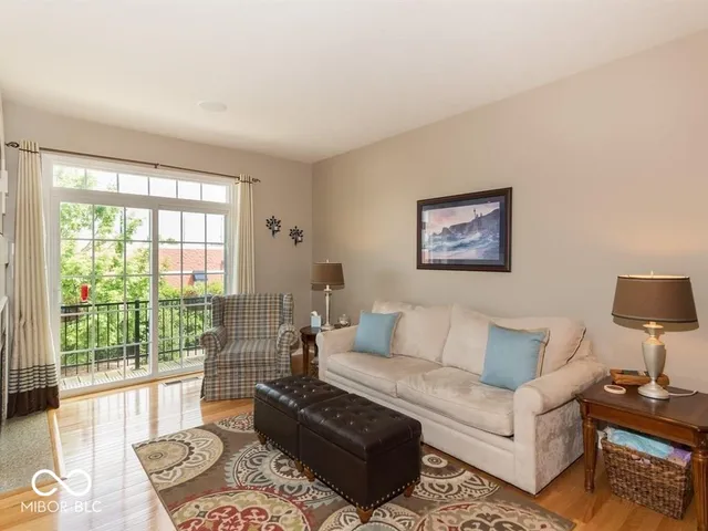 $334,900 | 8261 Dan Allen Drive, Fishers, IN 46038