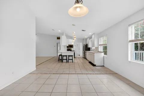 $460,000 | 2774 Livingston Lane, West Palm Beach, FL 33411