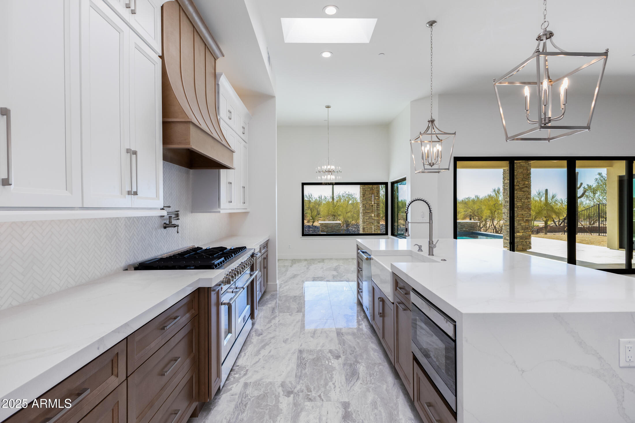 5468 East Dove Valley Road Cave Creek, AZ 85331 - Photo 18 of 78 Kitchen