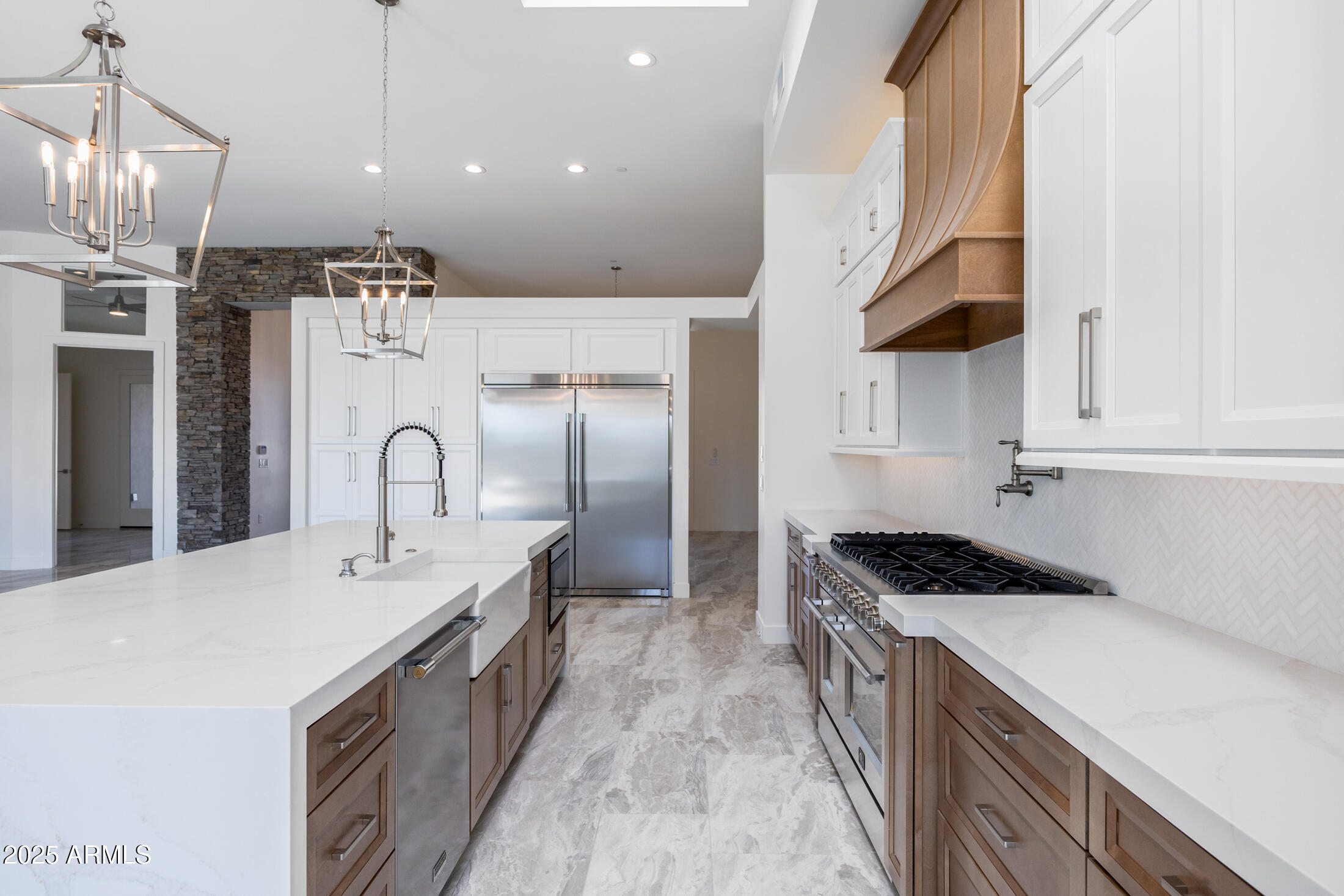 5468 East Dove Valley Road Cave Creek, AZ 85331 - Photo 19 of 78 Kitchen