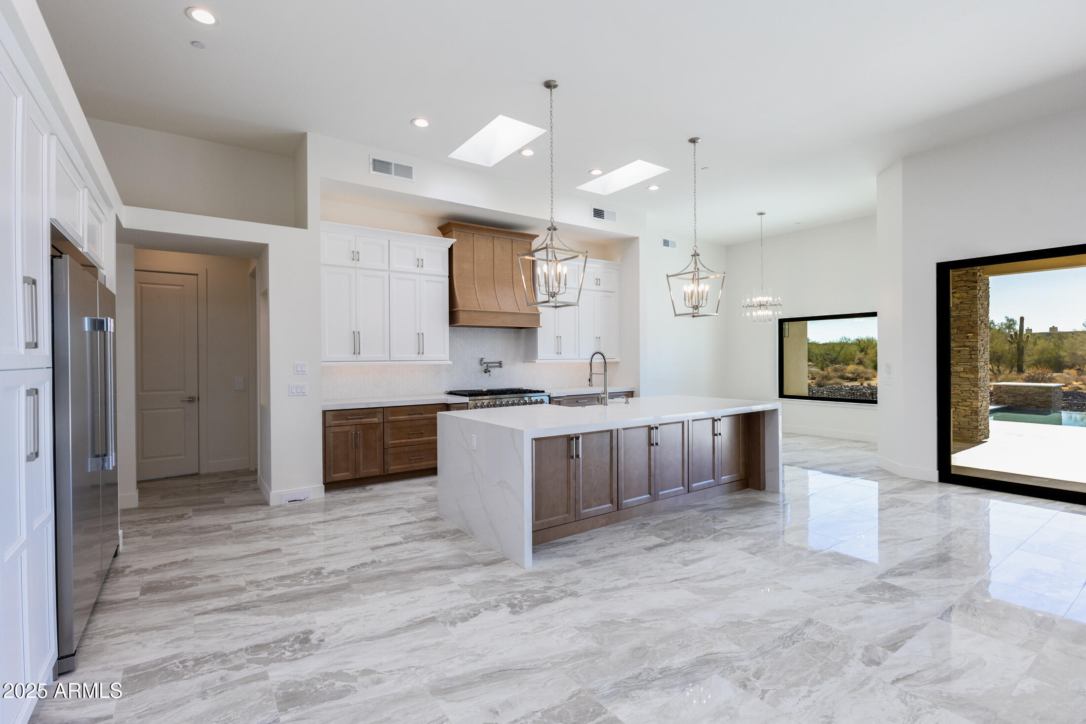5468 East Dove Valley Road Cave Creek, AZ 85331 - Photo 2 of 78 Kitchen