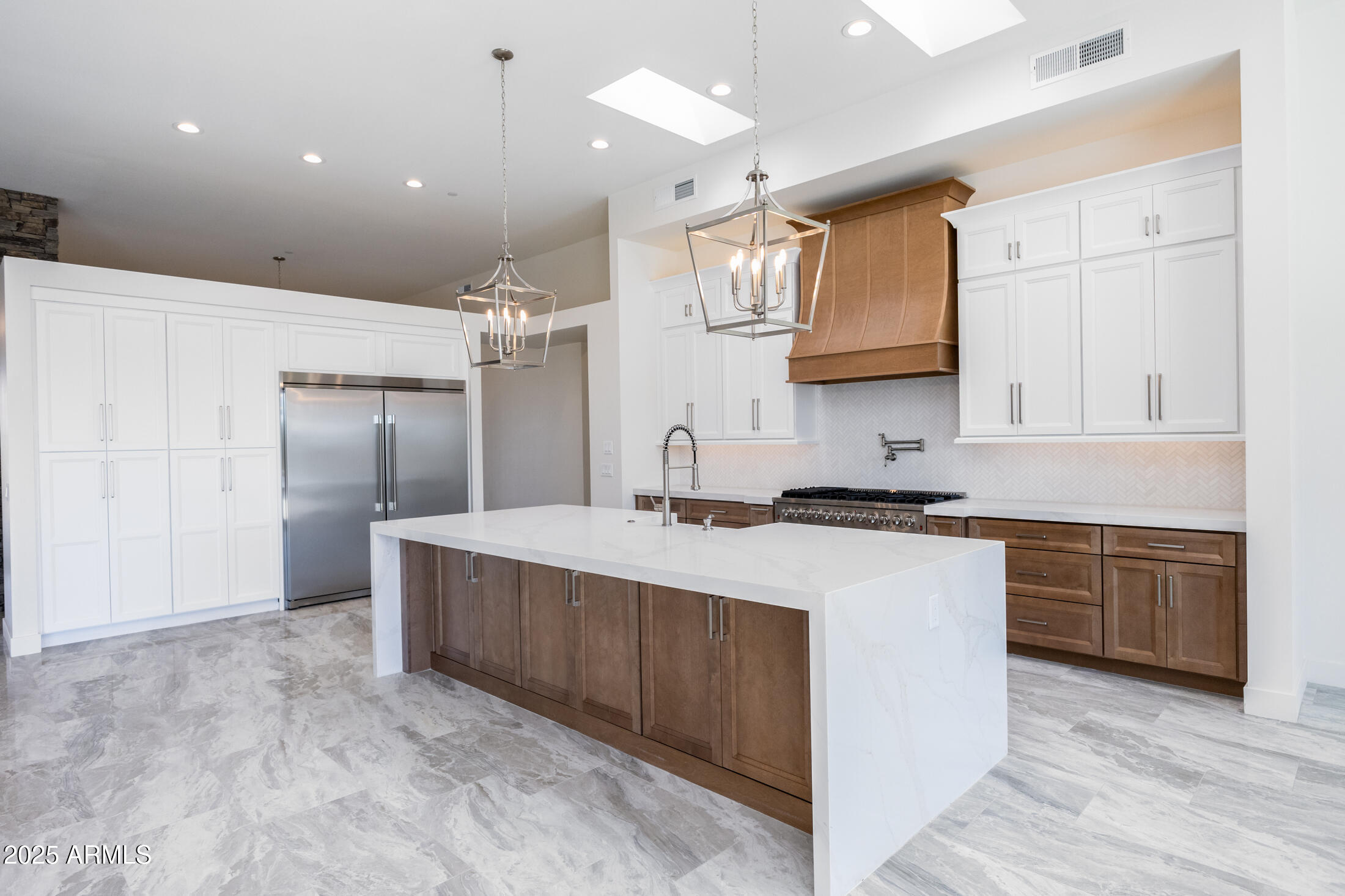 5468 East Dove Valley Road Cave Creek, AZ 85331 - Photo 22 of 78 Kitchen