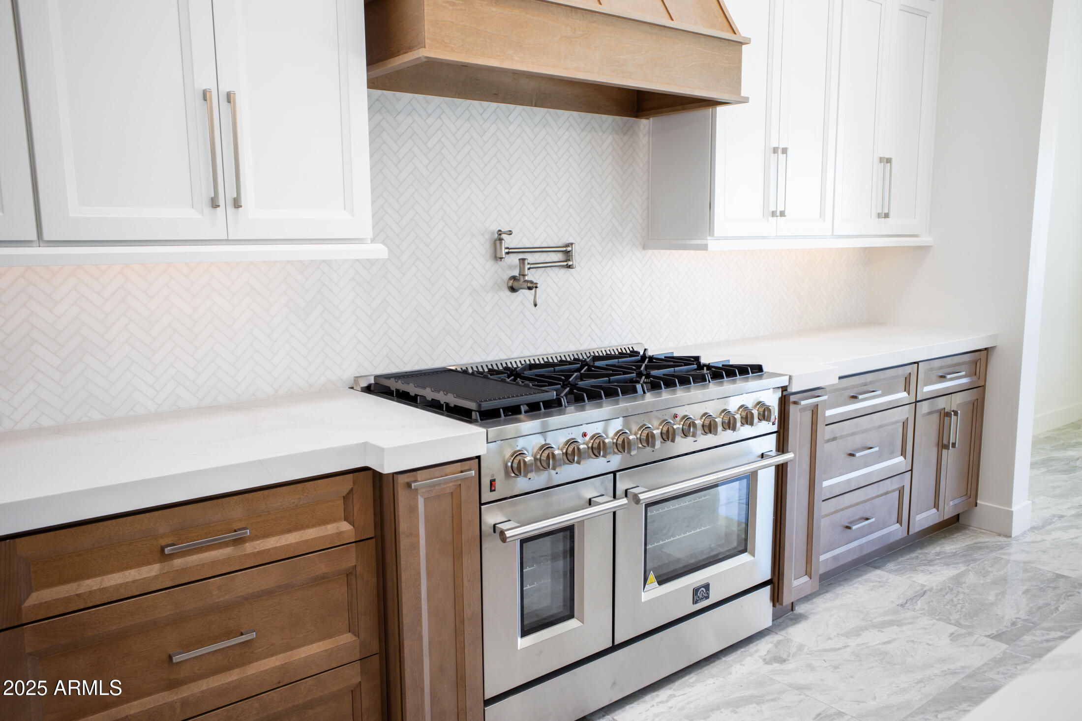 5468 East Dove Valley Road Cave Creek, AZ 85331 - Photo 23 of 78 Kitchen