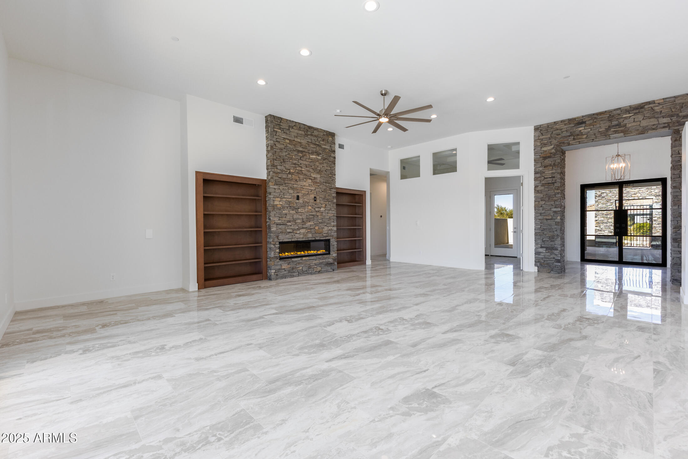 5468 East Dove Valley Road Cave Creek, AZ 85331 - Photo 28 of 78 Great Room
