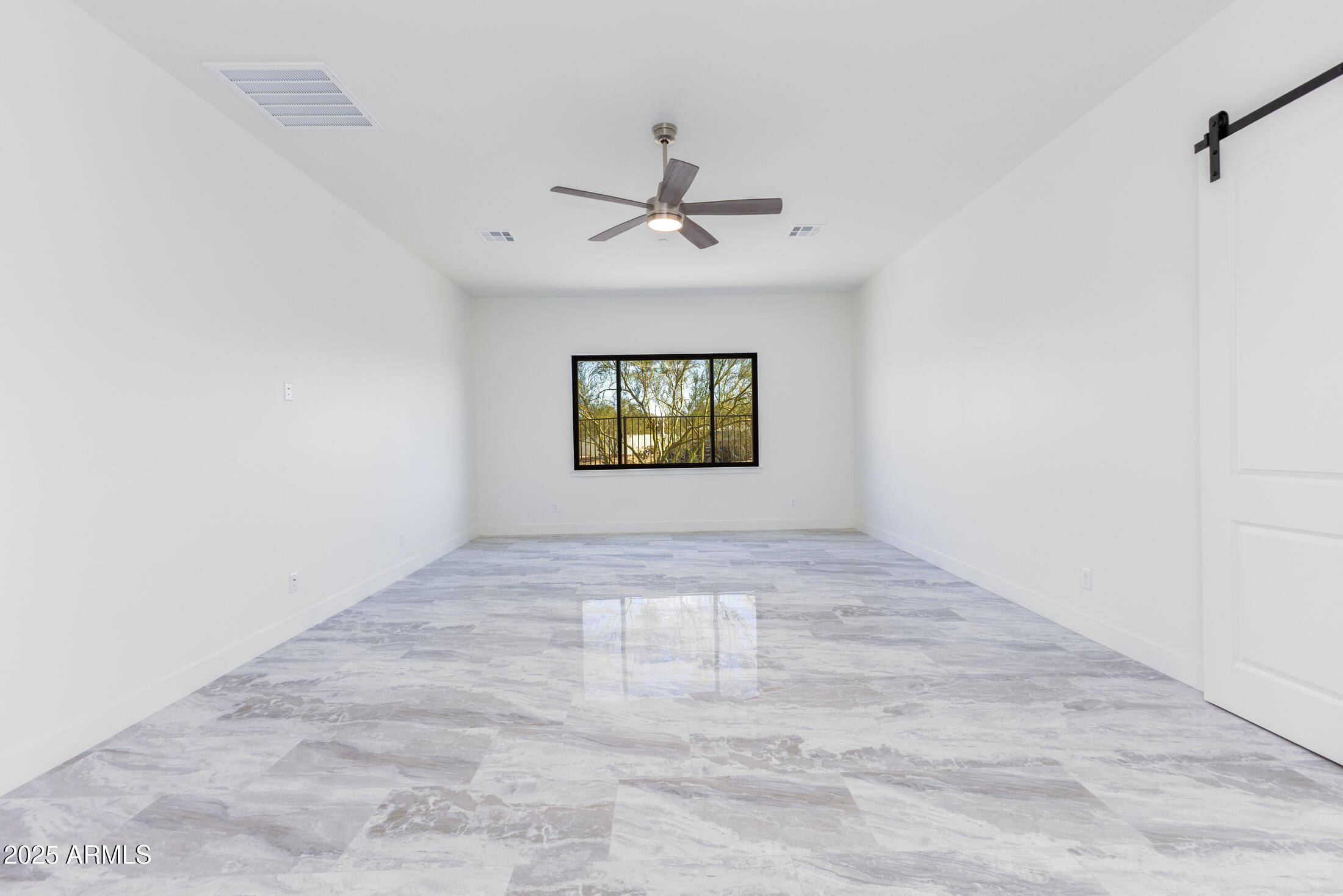 5468 East Dove Valley Road Cave Creek, AZ 85331 - Photo 33 of 78 Primary Suite