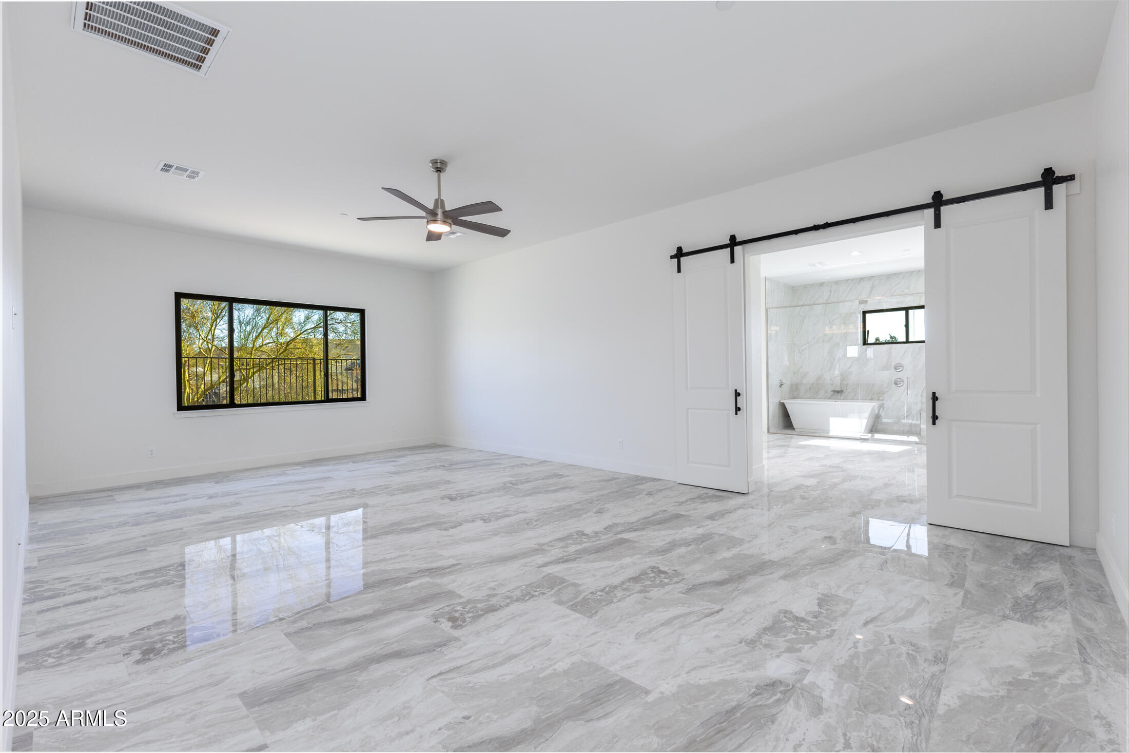 5468 East Dove Valley Road Cave Creek, AZ 85331 - Photo 4 of 78 Primary