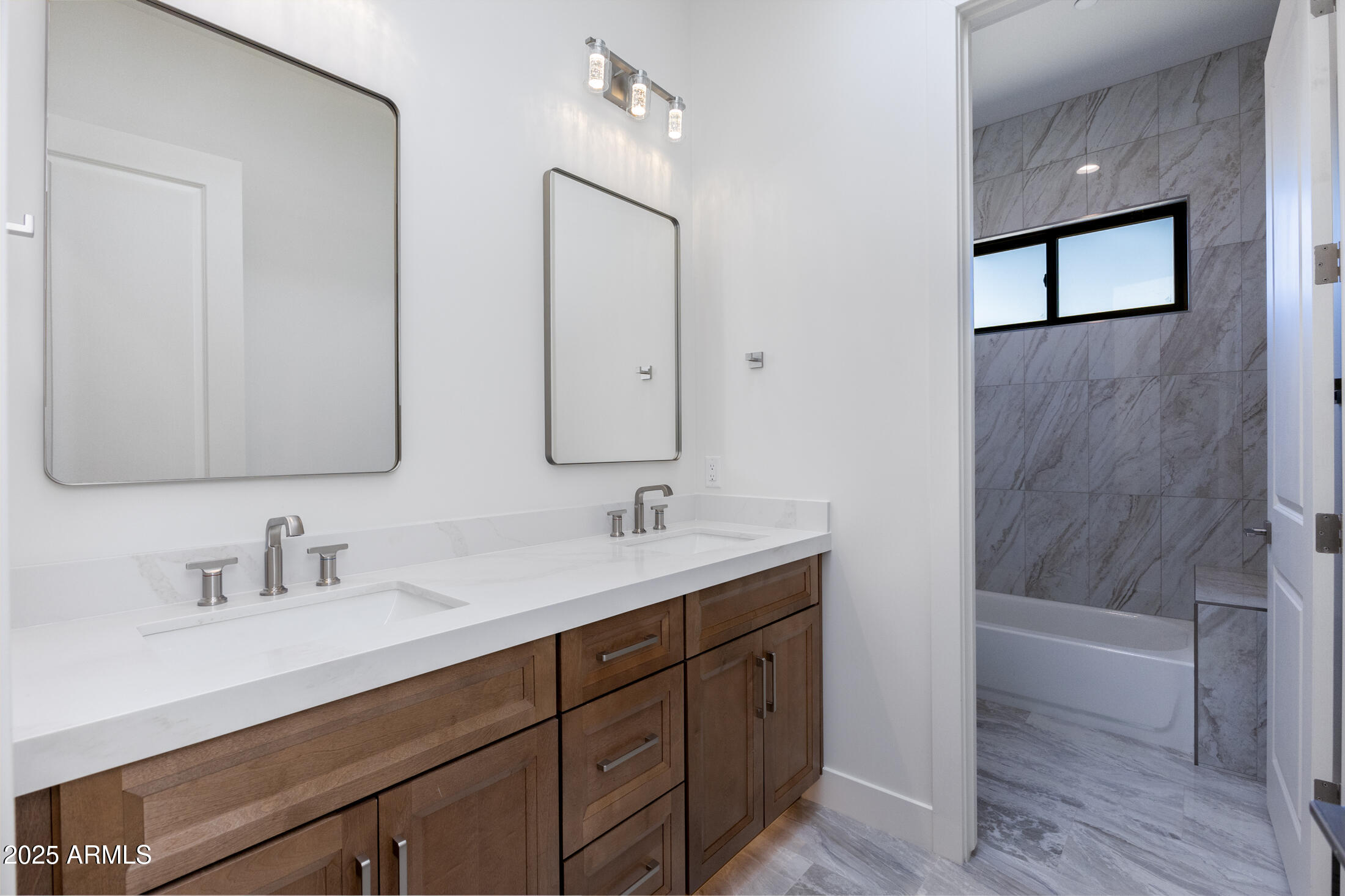 5468 East Dove Valley Road Cave Creek, AZ 85331 - Photo 49 of 78 Guest Bath
