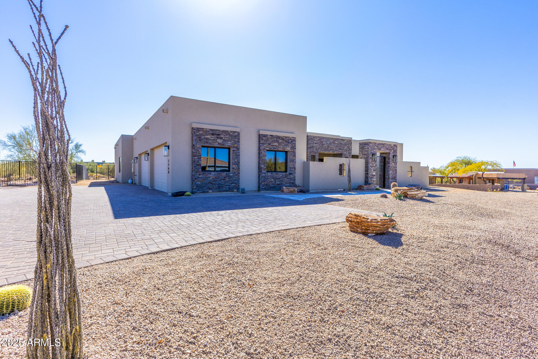 5468 East Dove Valley Road Cave Creek, AZ 85331 - Photo 10 of 78 Front