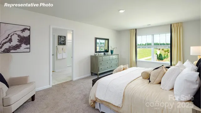 $381,000 | 732 14th Ave Court Northeast, Hickory, NC 28601