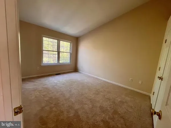 $3,000 | 11101 Little Fox Lane, Germantown, MD 20876