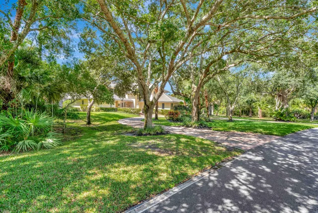$1,395,000 | 18462 Southeast Old Trail Drive West, Jupiter, FL 33478