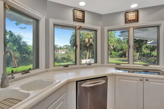 $1,395,000 | 18462 Southeast Old Trail Drive West, Jupiter, FL 33478