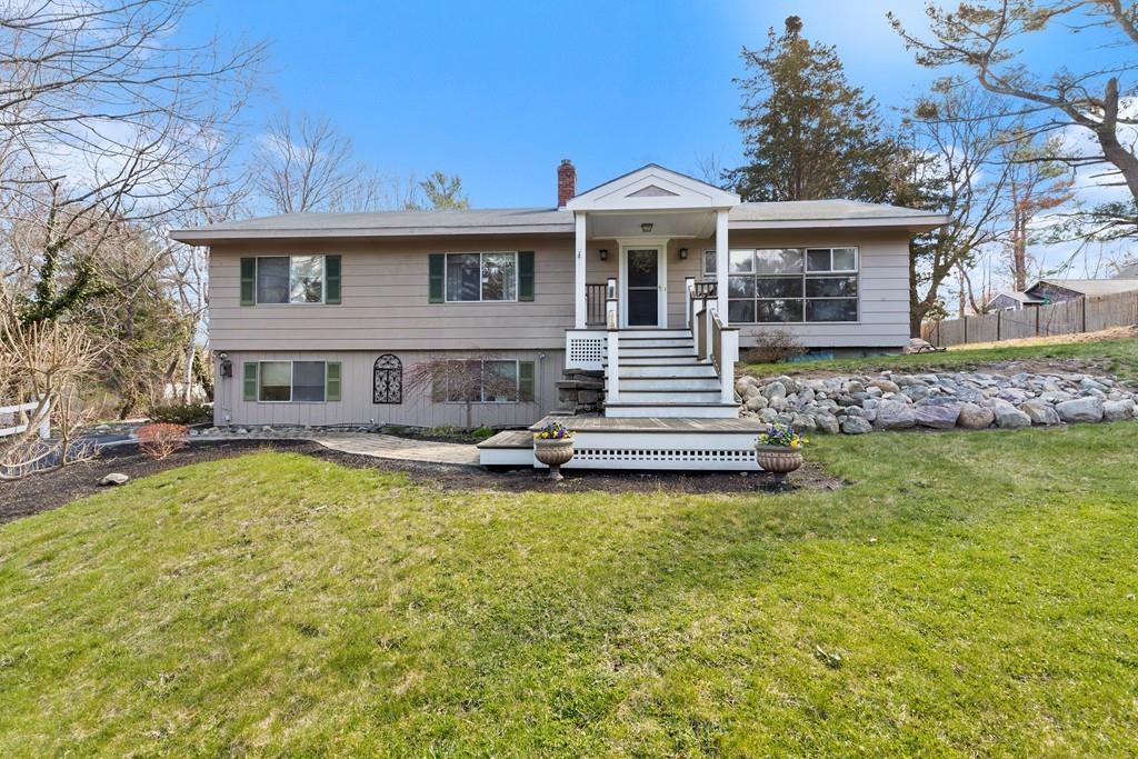8 Brown Road Scituate, MA 02066 - Photo 1 of 25 Gallery Image 1