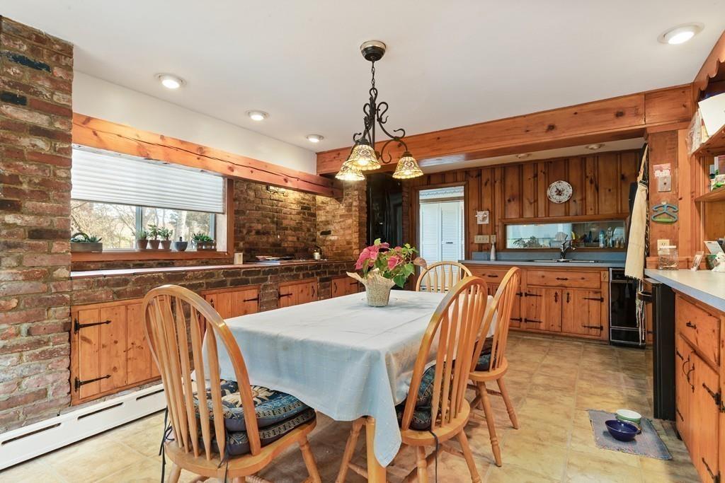 8 Brown Road Scituate, MA 02066 - Photo 7 of 25 Gallery Image 7