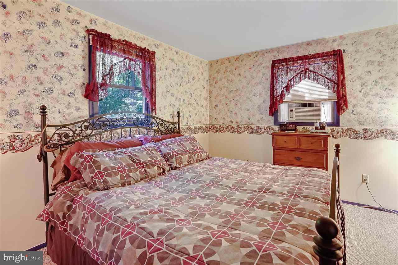 325 Cartref Road Etters, PA 17319 - Photo 8 of 15 Gallery Image 8