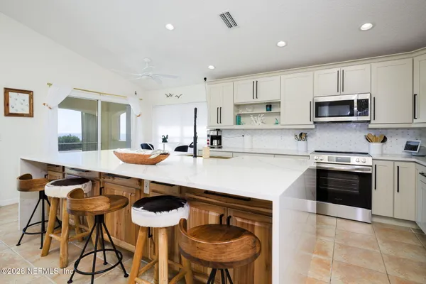 $895,000 | 184 Coquina Key Drive, Unit 184, Ormond Beach, FL 32176