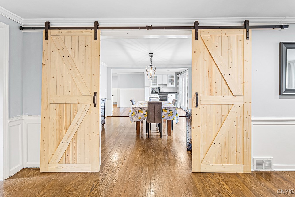 1 Compton Road New Hartford, NY 13413 - Photo 9 of 28