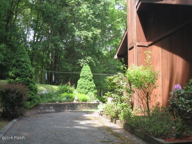 142 Pine Road Hawley, PA 18428 - Photo 3 of 22
