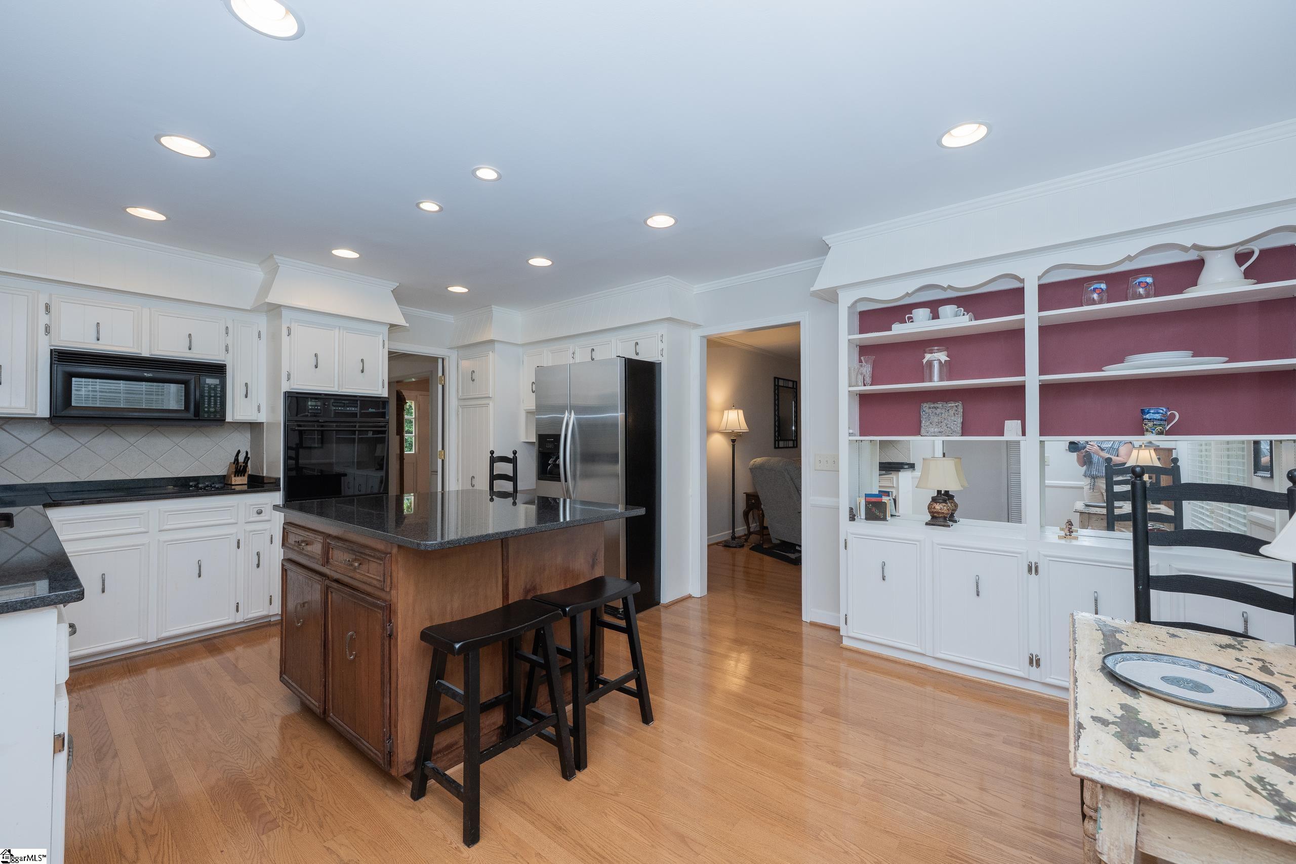 402 Stone Ridge Road Greer, SC 29650 - Photo 3 of 33 Gallery Image 3