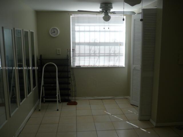 435 Southwest 18th Road Miami, FL 33129 - Photo 18 of 25 a bathroom with a bathtub and shower