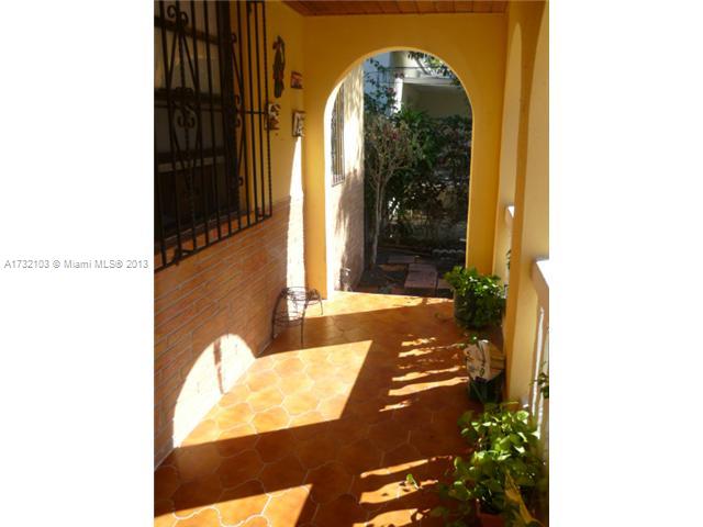 435 Southwest 18th Road Miami, FL 33129 - Photo 3 of 25 a view of a balcony