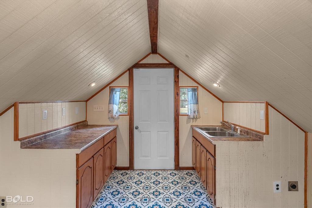 15 Lee Lane Haughton, LA 71037 - Photo 27 of 39 a kitchen that has a sink in it