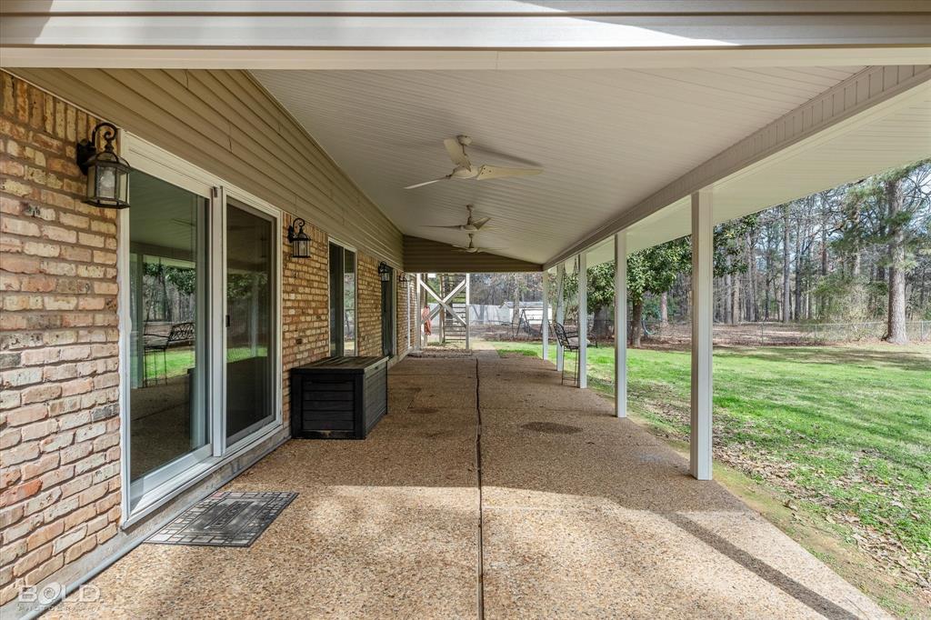 15 Lee Lane Haughton, LA 71037 - Photo 32 of 39 a view of a porch and garden