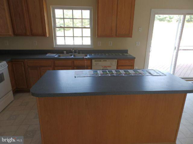3330 Flickinger Road Westminster, MD 21158 - Photo 11 of 29 Kitchen island