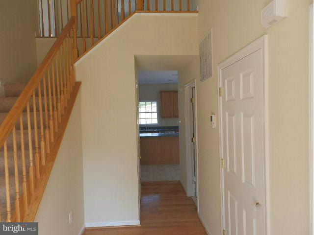 3330 Flickinger Road Westminster, MD 21158 - Photo 3 of 29 Foyer/Hall