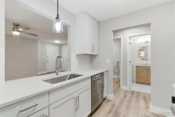 $179,900 | 1209 Lofty Point Drive, Unit A, Ballwin, MO 63021