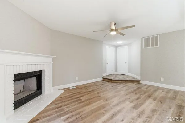 $179,900 | 1209 Lofty Point Drive, Unit A, Ballwin, MO 63021