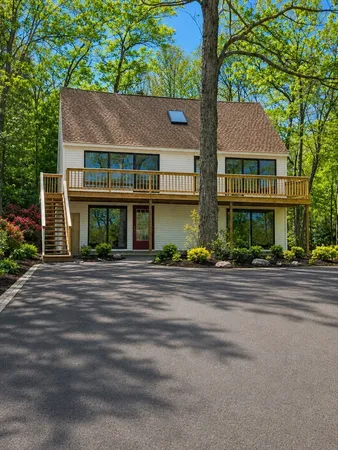$549,000 | 650 Oxford Street South, Auburn, MA 01501