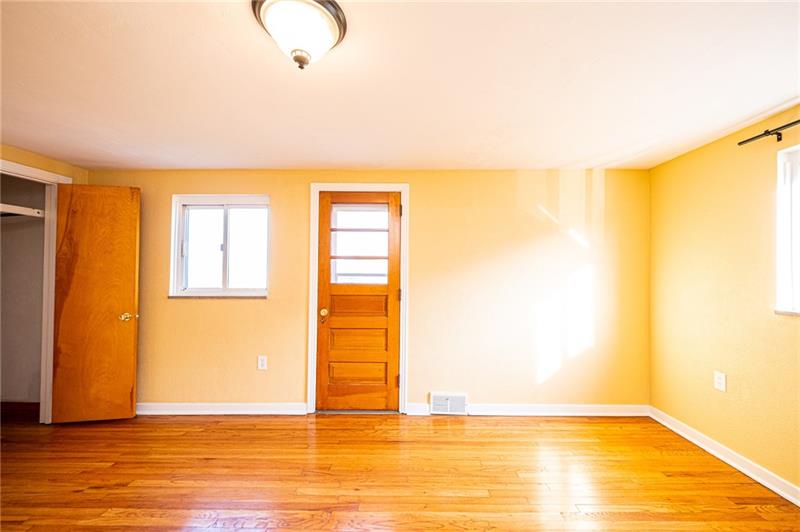 4029 Franklin Road Pittsburgh, PA 15214 - Photo 13 of 21
