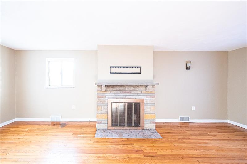 4029 Franklin Road Pittsburgh, PA 15214 - Photo 5 of 21