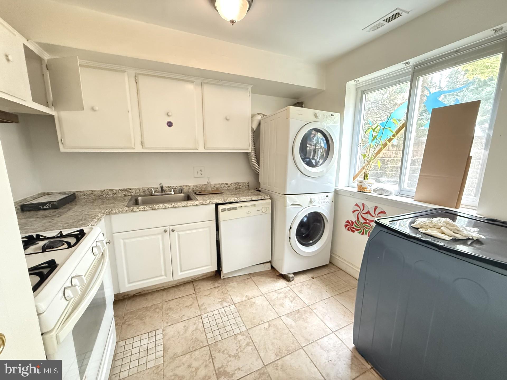 3976 Bel Pre Road, Unit 2 Silver Spring, MD 20906 - Photo 7 of 20 Kitchen