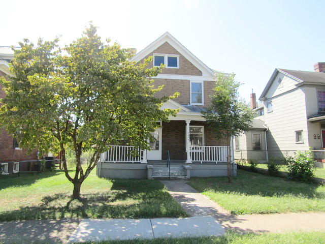 1406 Rorer Avenue Southwest Roanoke, VA 24016 - Photo 1 of 19 FRONT