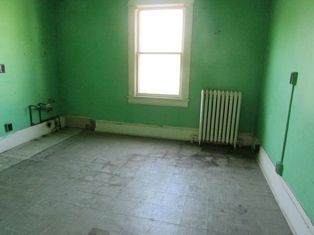 1406 Rorer Avenue Southwest Roanoke, VA 24016 - Photo 15 of 19 IMG_8451_resize