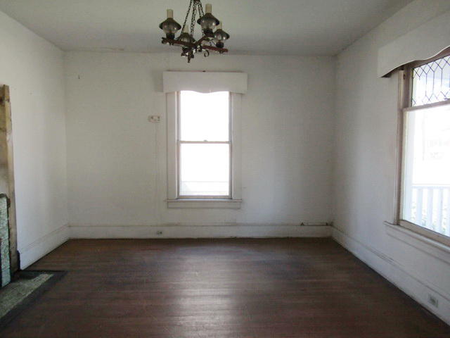 1406 Rorer Avenue Southwest Roanoke, VA 24016 - Photo 5 of 19 IMG_8432_resize