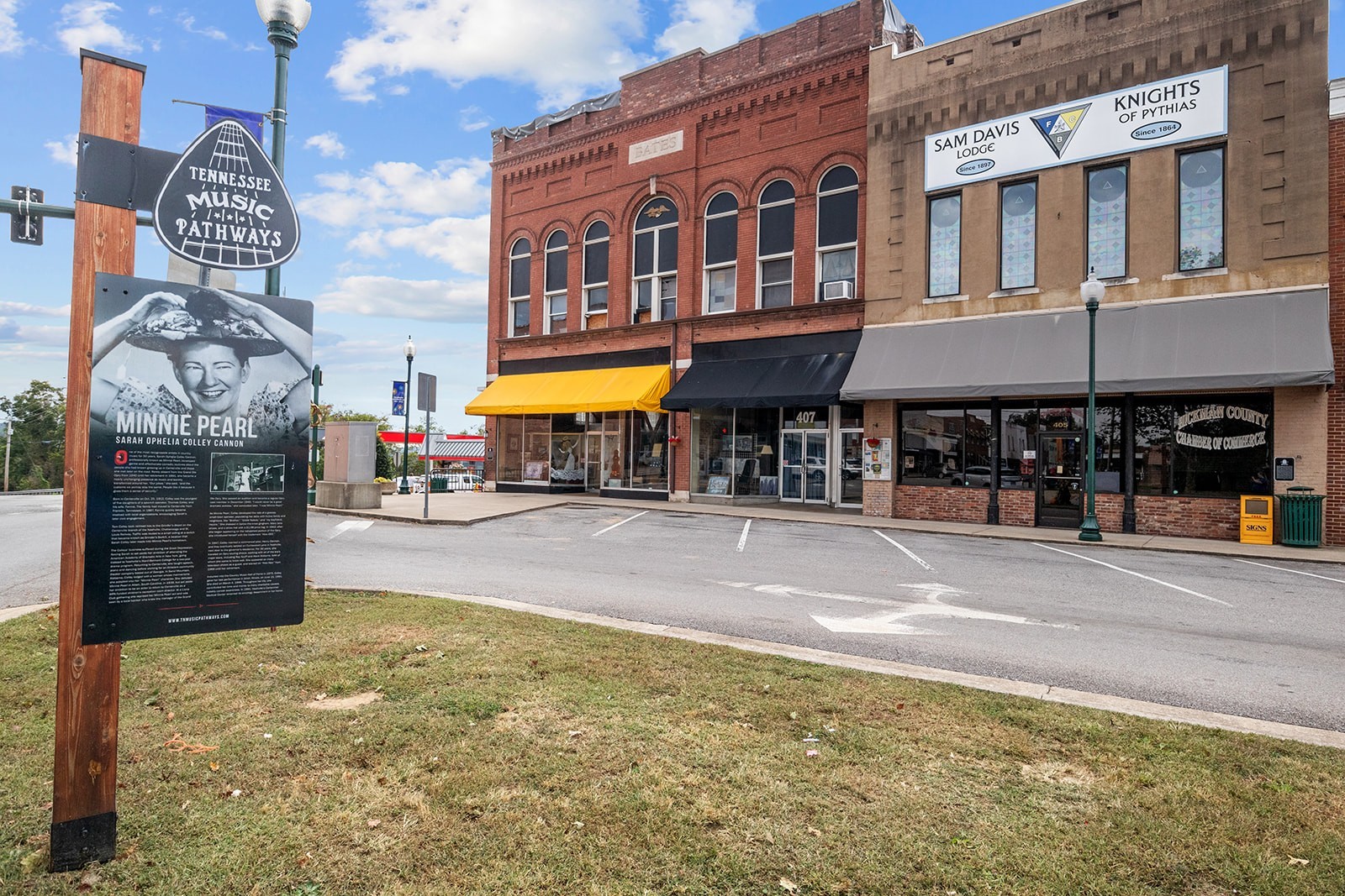 105 Webb Street Centerville, TN 37033 - Photo 21 of 35 a view of building with street