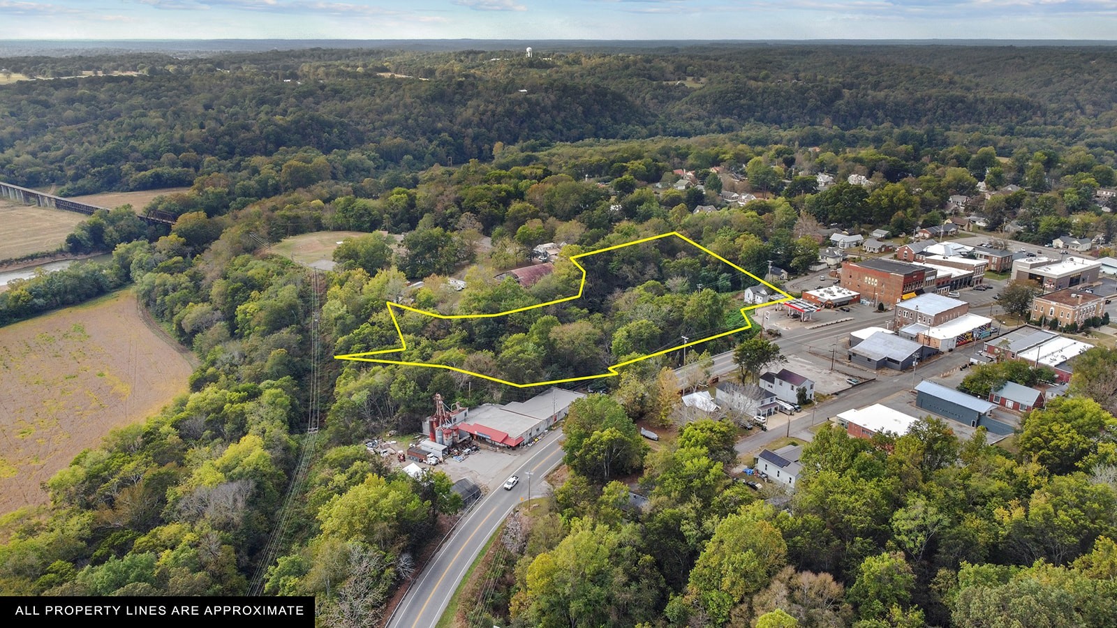 105 Webb Street Centerville, TN 37033 - Photo 6 of 35 an aerial view of a house with a yard