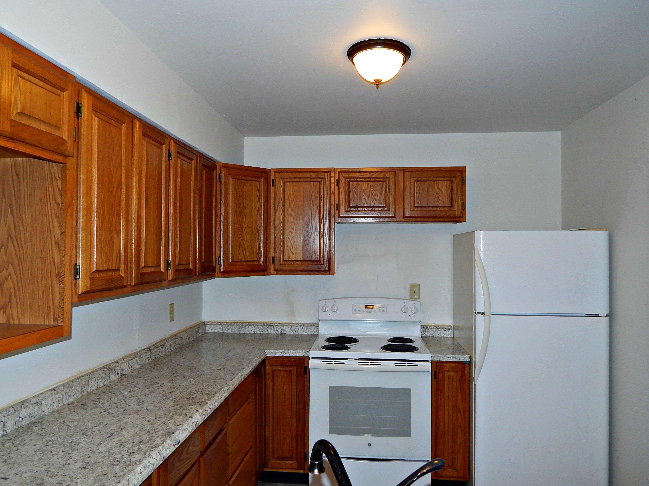 859 Demorest Road Columbus, OH 43204 - Photo 3 of 17 Gallery Image 3