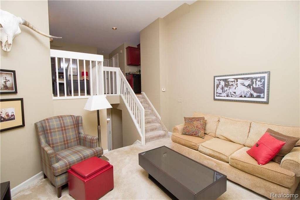 1443 Chesapeake Road Royal Oak, MI 48067 - Photo 14 of 36