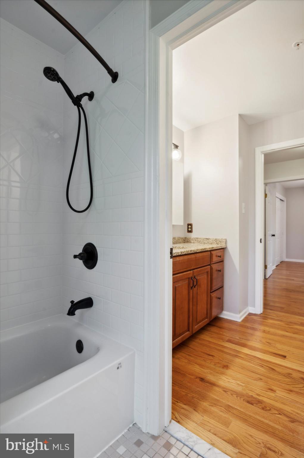 1191 Pynchon Hall Road West Chester, PA 19382 - Photo 28 of 48 Full Hall Bath