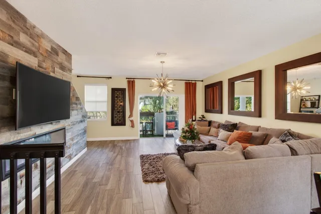 $420,000 | 1265 Vía De Fossi, Boynton Beach, FL 33426